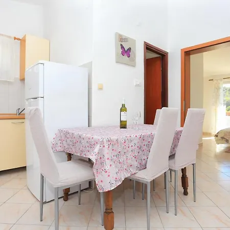 Family Friendly With A Swimming Pool Razanj, - 17867 Rogoznica (Sibenik-Knin)